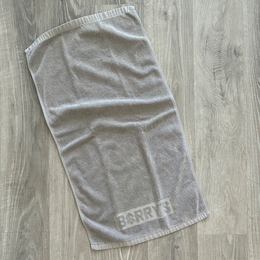 Barry’s Towel - Picture 5 of 5